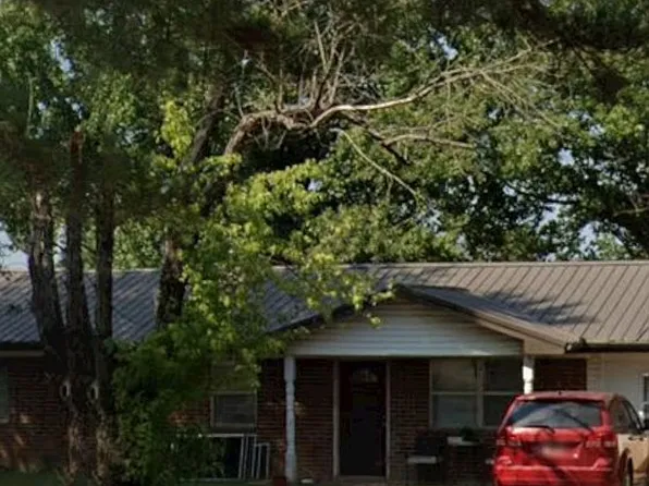 1309 SW 7th St, Stigler, OK 74462