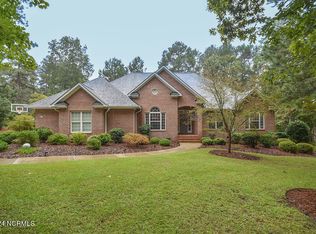87 McMichael Dr, Pinehurst, NC 28374