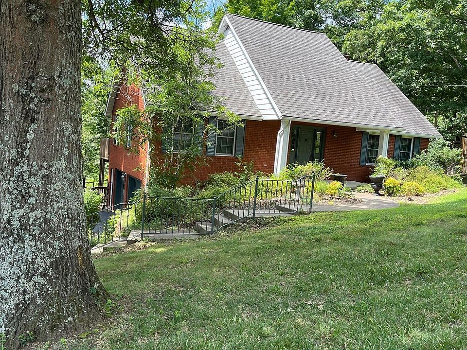 1st image of 3861 Leighwood Dr