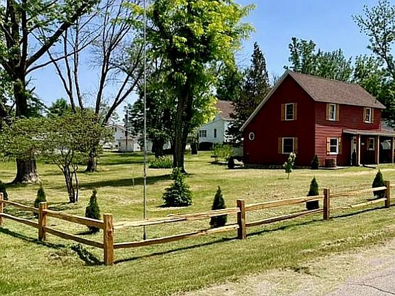 5th image of 203 S Madison St