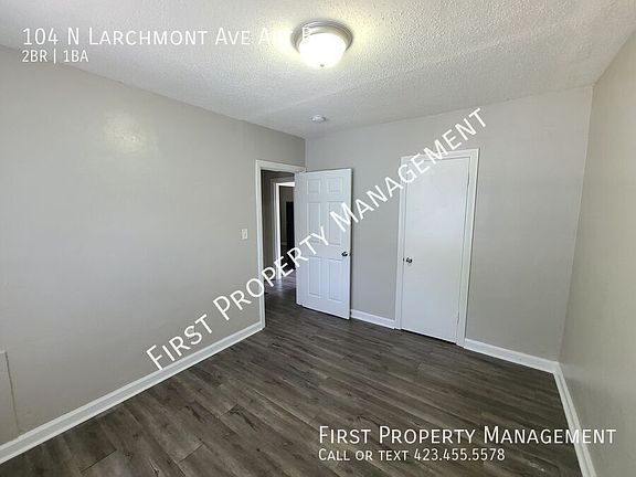 4th image of 104 N Larchmont Ave APT B