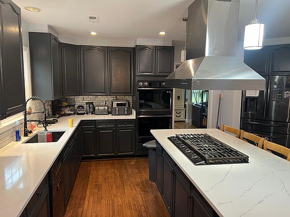 5th image of 6308 Bradford Ct