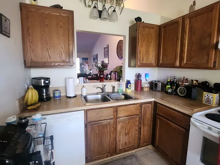 2824 Coleman Ct W — Photo 12