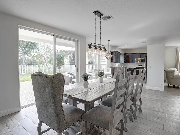 4018 Bluff Harbor Way — Photo 9