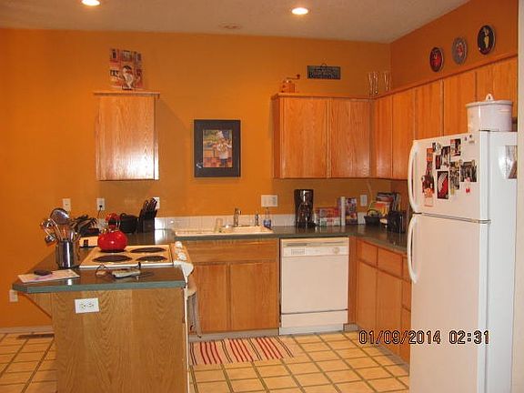 2nd image of 331 SW Brookwood Ave