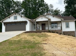 133 Maplewood Ct, Hudson, NC 28638