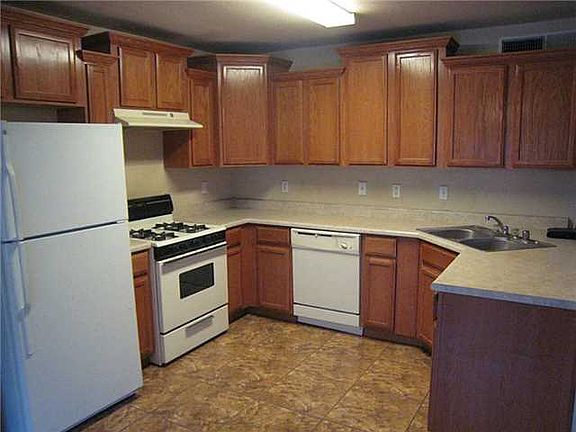4th image of 10048 Spotted Eagle Dr