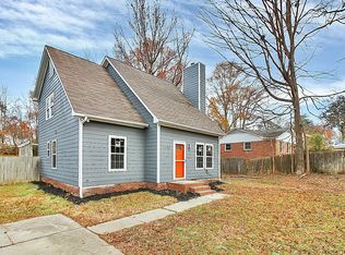 5408 River Falls Dr, Charlotte, NC 28215