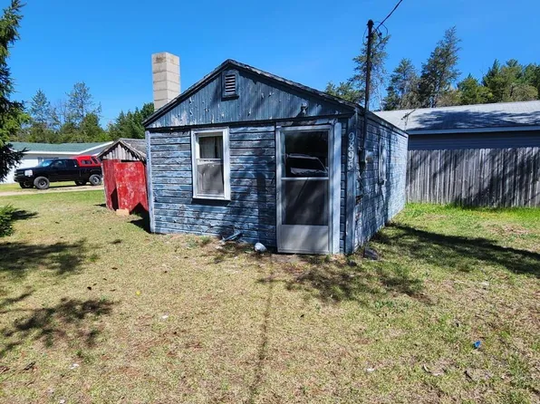 9895 W Carter Rd, Saint Helen, MI 48656