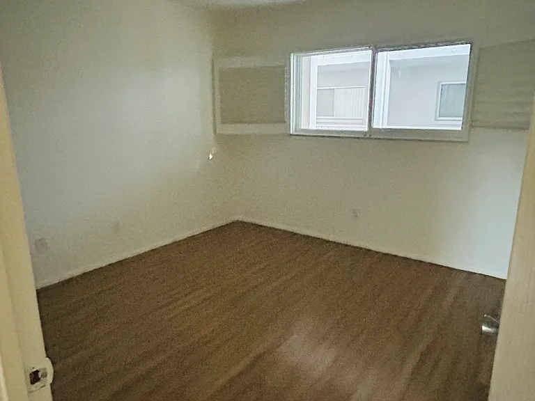 1540 Glen Oaks Dr E #B-222 — Photo 11
