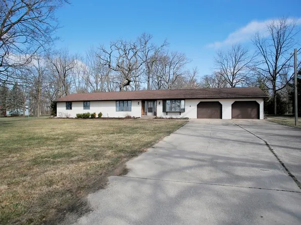 10208 W Dameier Rd, Lena, IL 61048