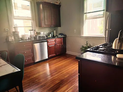 12 Lincoln Ave Photo 1