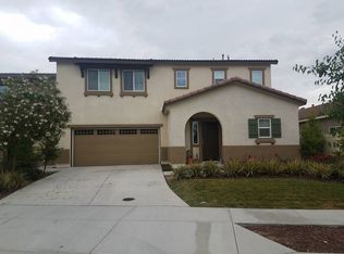 23 Country Club Dr, Calimesa, CA 92320