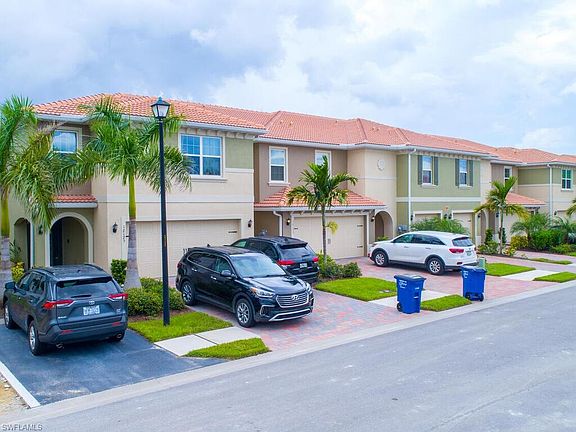 3rd image of 12123 Mahogany Cove St