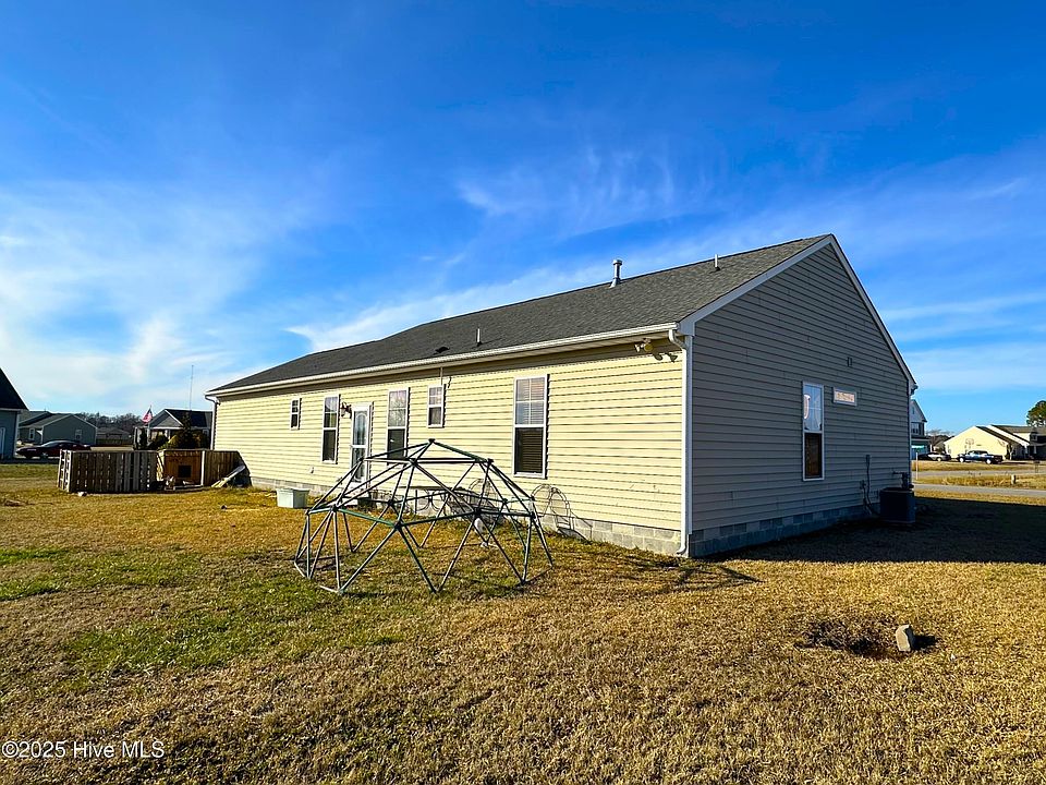 2nd image of 117 Red Maple Drive