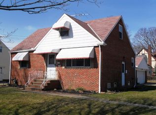 29325 Lake Shore Blvd, Willowick, OH 44095