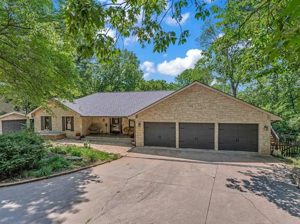 4515 NW Camden Ln, Topeka, KS 66618