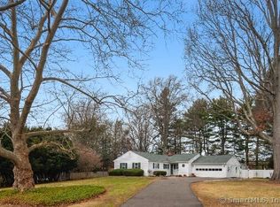 14 Crooked Trl, Rowayton, CT 06853