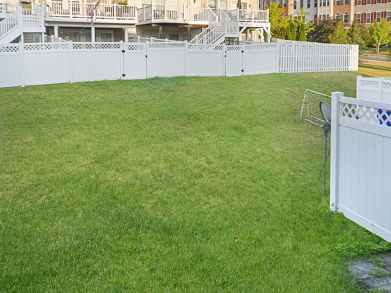 Flat Backyard. Don't worry about mowing--the HOA takes care of that!