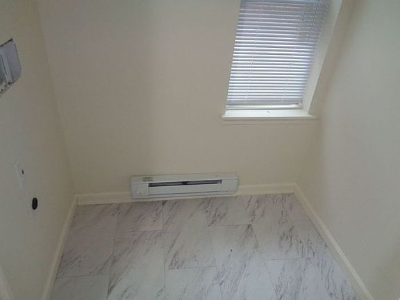4th image of 81 Disbrow St