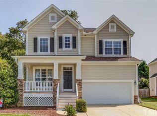1121 Crystalwater Dr, Fuquay Varina, NC 27526