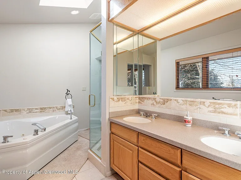 92 Wildridge Ln — Photo 19