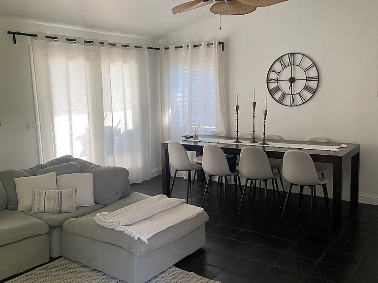 Hibiscus Dr — Photo 4
