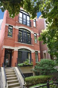 831 W George St #2, Chicago, IL, 60657