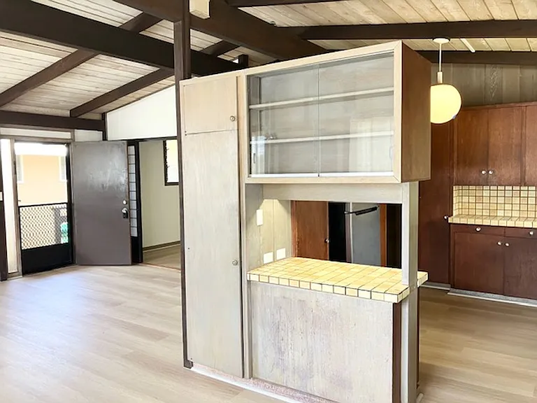 5158 Kilauea Ave — Photo 13