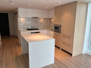 1500 Fern St #1002, North Vancouver, BC