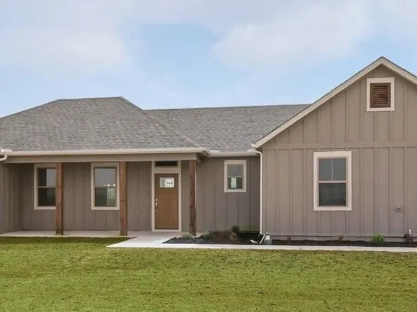 1350 Cottonwood Trl, Poolville, TX 76487