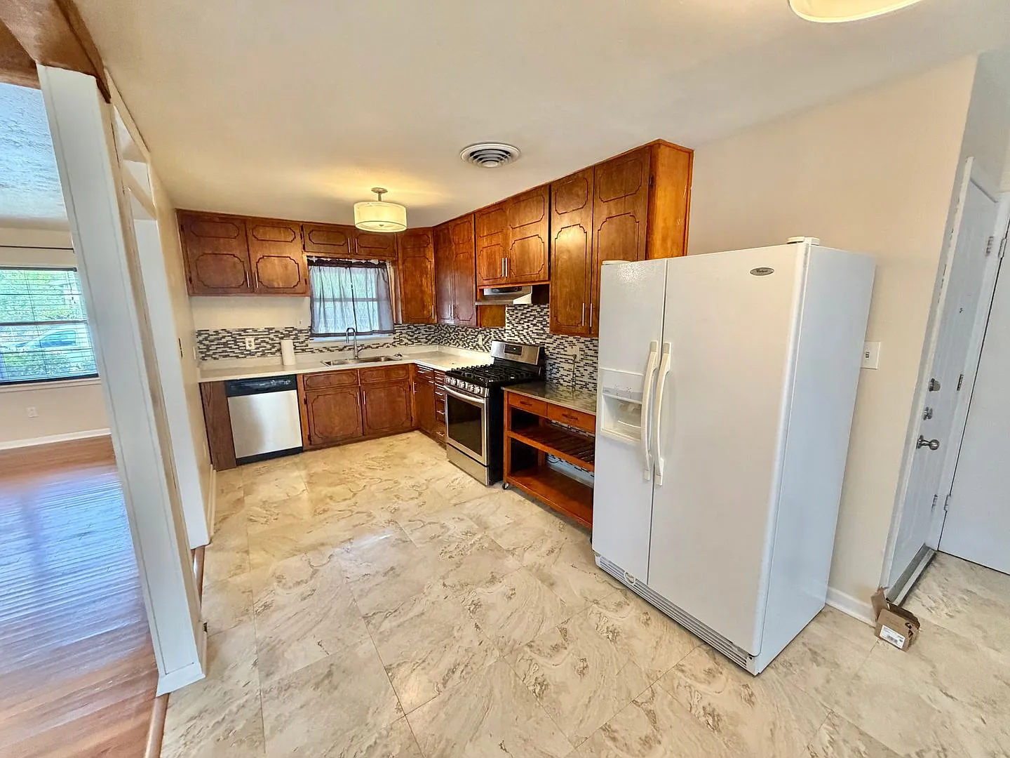 1107 S 19th St, Copperas Cove, TX 76522 — Photo 2