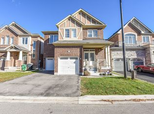 13 Feeder St, Brampton, ON L7A 4T7