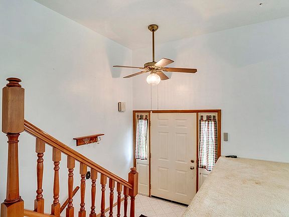 2nd image of 3423 Chadwick Dr