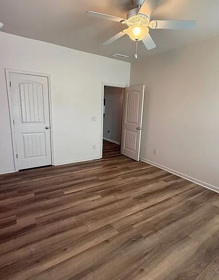303 Cherokee Reserve Ct — Photo 43