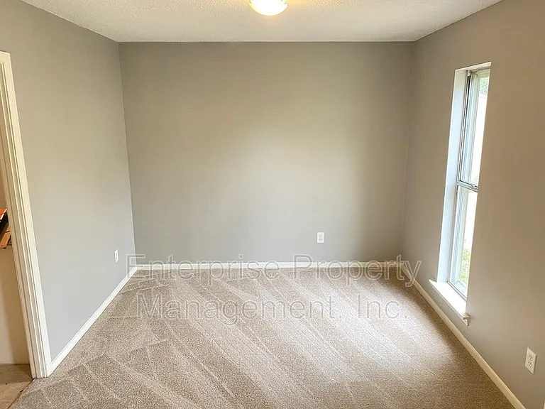 3681 Barberry St — Photo 7