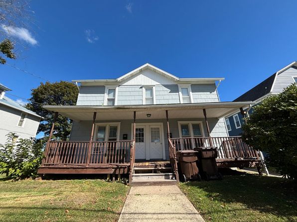 119 W Poplar St APT 1