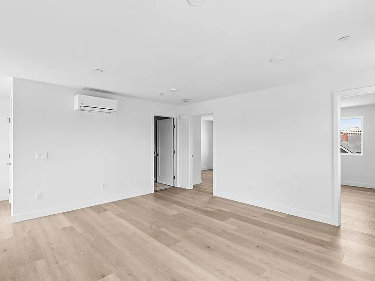1259 Lincoln Ave — Photo 26