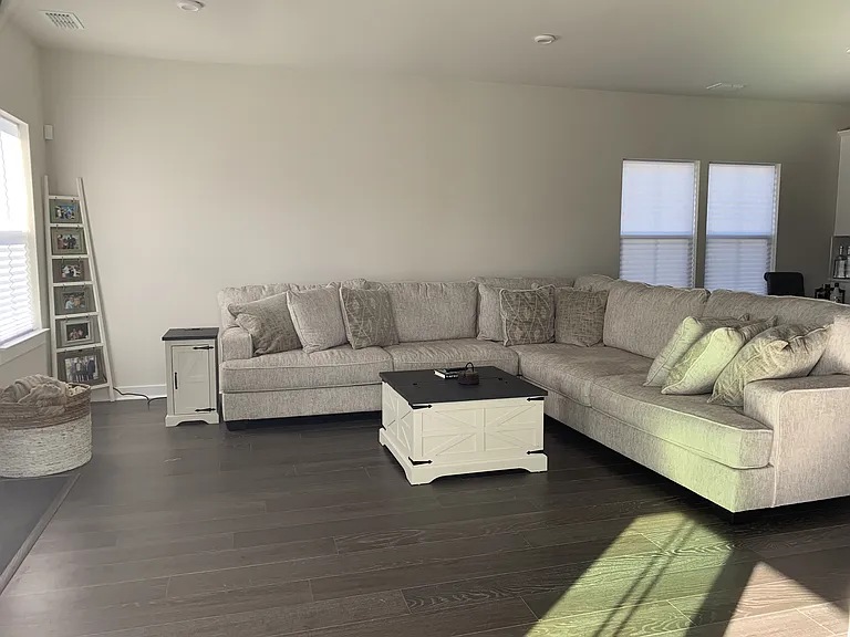 2325 Hazel Way — Photo 7
