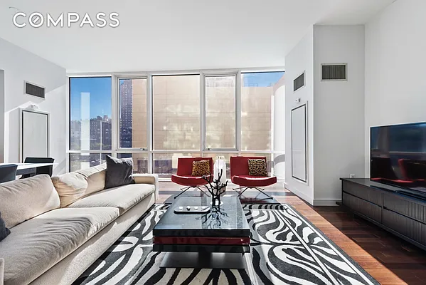 Rented by Compass | media 27