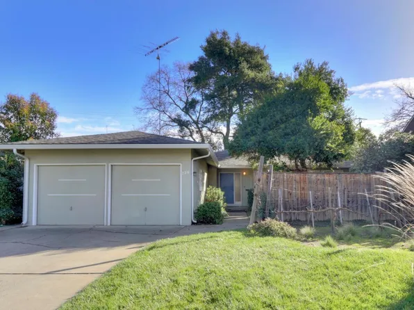 726 Mulberry Ln, Davis, CA 95616
