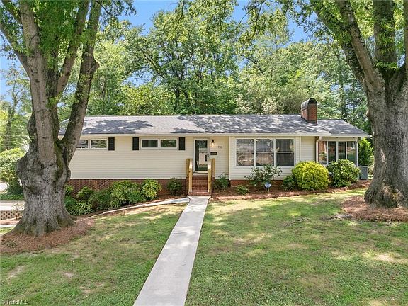 3rd image of 738 Elderwood Ave
