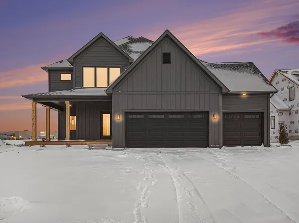 1318 Turning Creek Dr, Byron Center, MI 49315