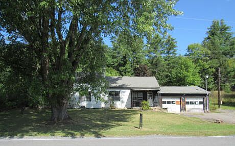 3rd image of 940 Peasleeville Rd