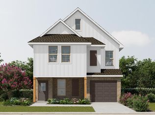 3769 Shoreline Cir, Panama City, FL 32405
