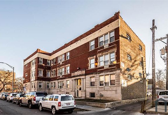 2nd image of 5959 W Midway Park #447