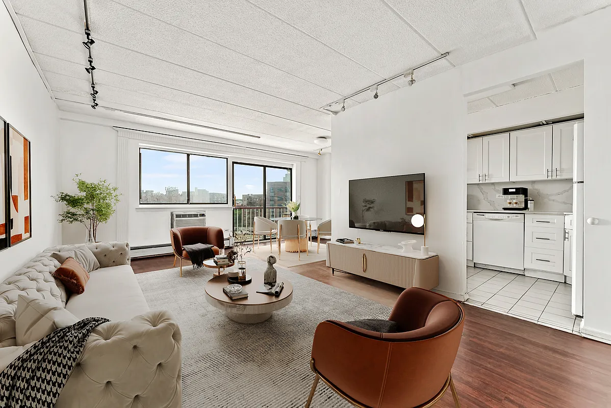 92-29 Queens Blvd Unit 7E  