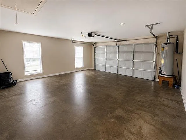 1001 E Saint Avide St — Photo 13