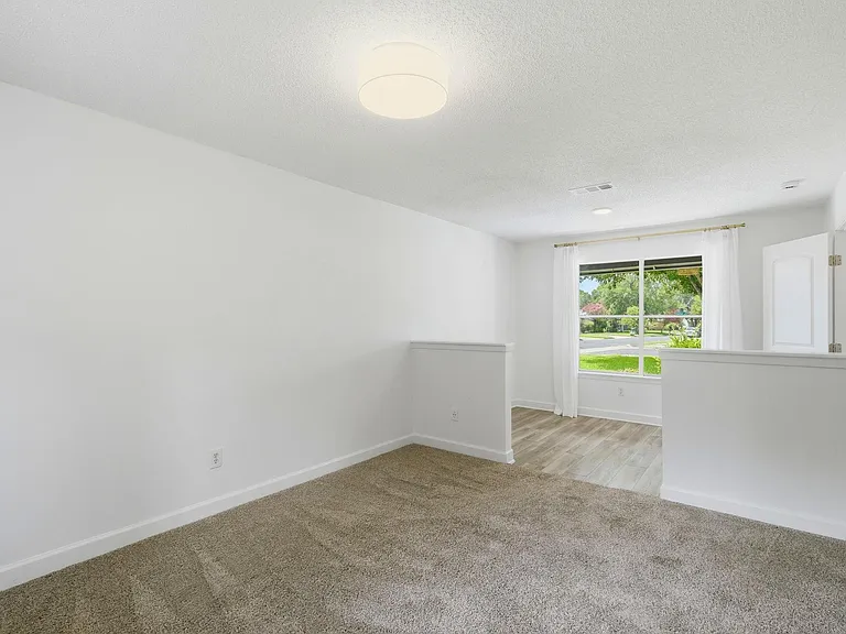 3200 Spaniel Dr — Photo 9