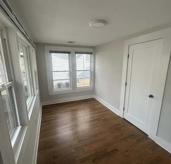 141 6th St #1 — Photo 4